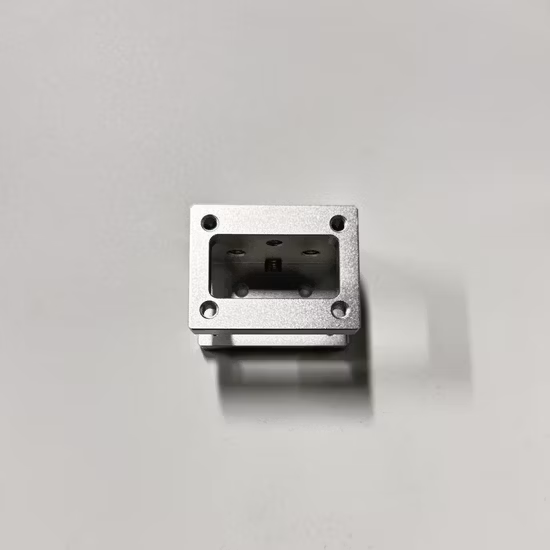 カスタマイズされた大型鋼/ステンレス鋼精密金属 CNC フライス盤旋盤加工サービス/機械加工/機械/機械 CNC スペアパーツ中国製